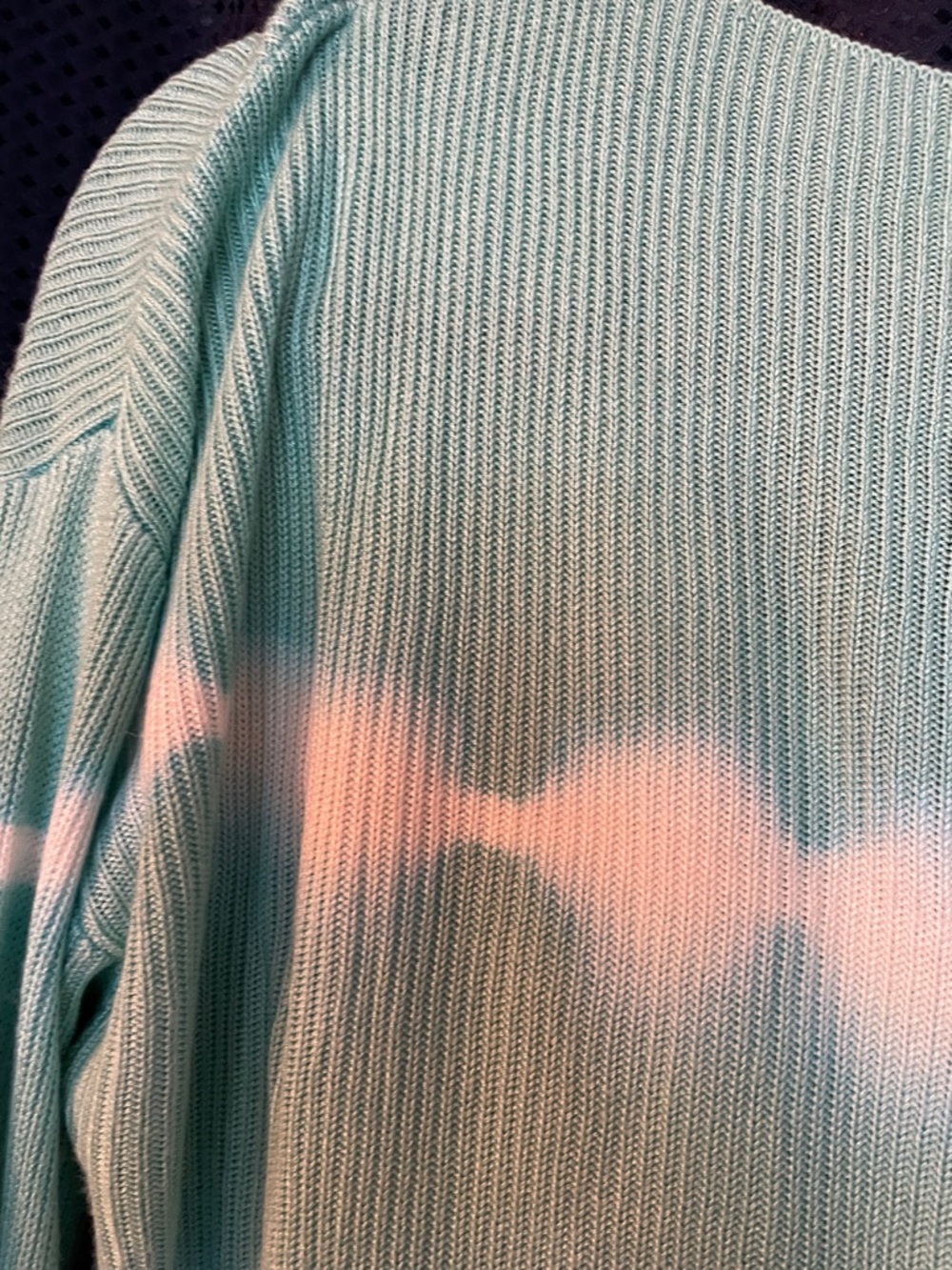 MACARON Aqua and White Ribbed V-Neck Top - Picture 8 of 16